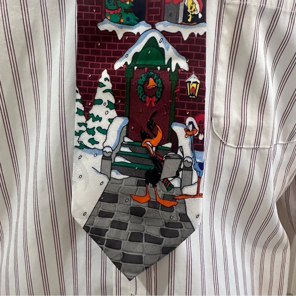 Looney Tunes Festive Bugs Bunny Christmas Holiday Tie